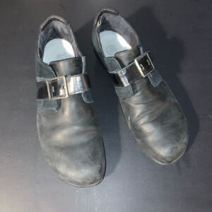 Women's NAOT Black Leather Flats & Loafers Size 9
